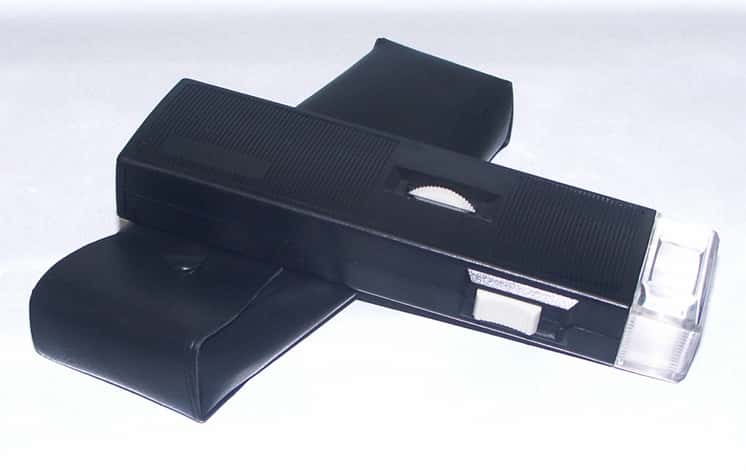 MAGNIFIER (30X)
