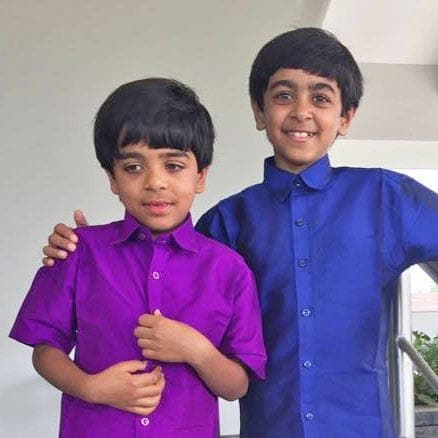 shruti-gupta-sons-Kabir-and-Arjun.jpg